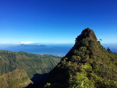 Hiking trekking trek trail walk mountain summit peak mount Aorai belvedere diadem Orohena fare mato refuge Tahiti French Polynesia