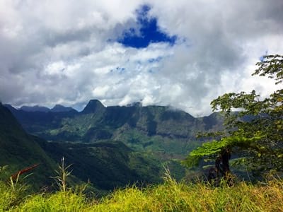 Rando randonnée trek trekking montagne sommet pic mont Marau antennes Miri Punaauia Tahiti plateau des orangers