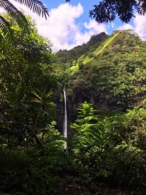 Hiking trekking trek trail walk mountain valley Fautaua Loti waterfall Fachoda Tahiti French Polynesia